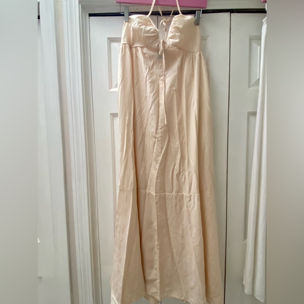 New! Worn once . SHEIN maxi halter strap cream dress size M
